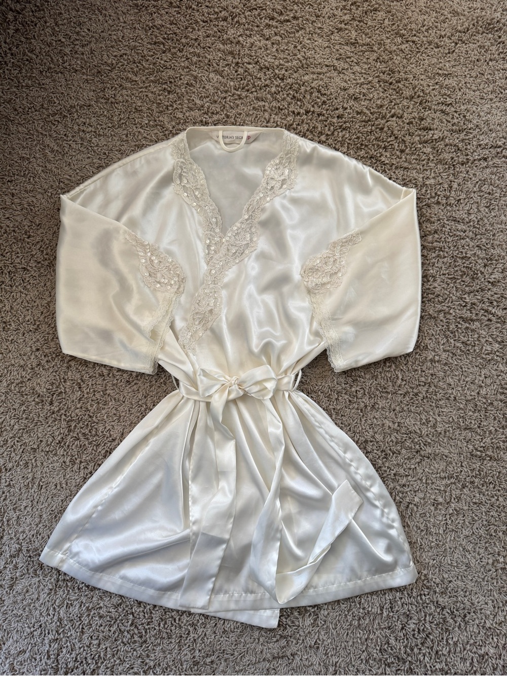 Victoria's Secret Ivory Satin Lace-Trim Robe with Belt